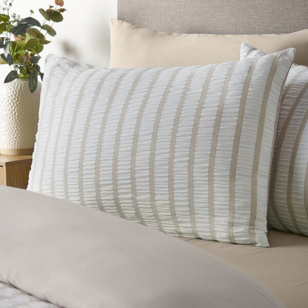 Béžové 3dílné povlečení na dvoulůžko 200x200 cm So Soft Seersucker Stripe – Catherine Lansfield