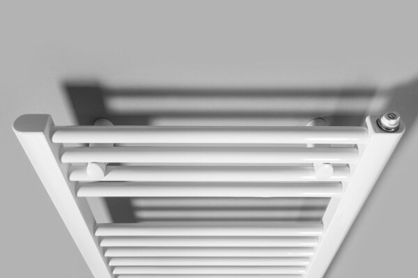Aqualine - Koupelnový elektrický radiátor DIRECT-E 400W/230V 132 cm bílá