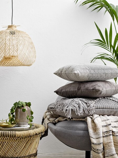 Závěsné bambusové svítidlo Bamboo Ball Bloomingville