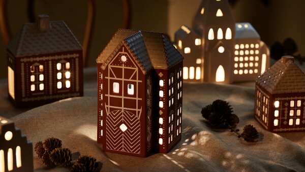 Kähler Design Svícen Urbania Gingerbread - Large KD509