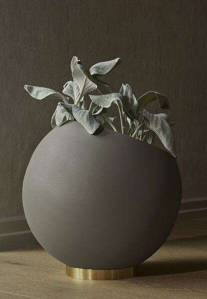 Květináč Globe Taupe 17 cm AYTM