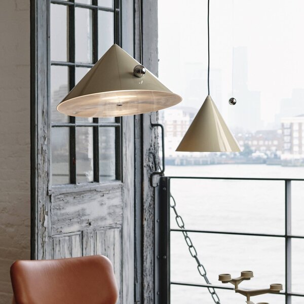 Tom Dixon LED závěsné světlo Pose, šedá-béžová, Ø 43 cm ocel stmívatelné, stmívatelný, Hliník / šedá / zinek, Obývací pokoj / jídelna, kov, Design