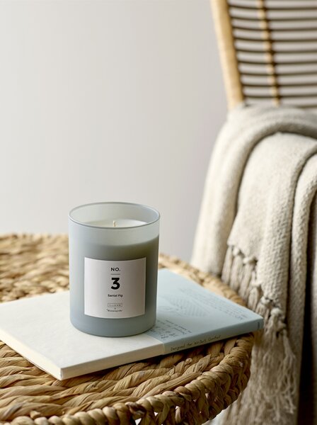 Vonná svíčka NO. 3 Santal Fig 210 g Bloomingville