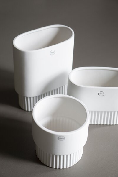 Květináč Front Oval White 17 cm DBKD