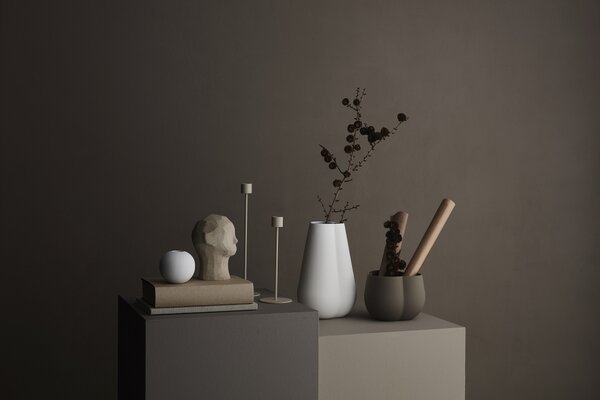 Betonová soška Olufemi Limestone 16,5 cm COOEE Design