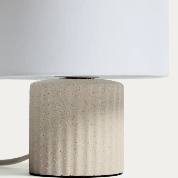 Kave Home Béžová keramická stolní lampa Eshe