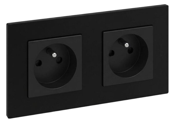 Legrand - Dvojitá domovní zásuvka s rámečkem NILOE STEP 250V černá