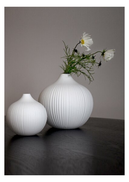Keramická váza Fröbacken White 20 cm Storefactory Scandinavia