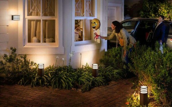PHILIPS HUE Hue White Venkovní sloupkové svítidlo Philips Lucca 17402/93/P0 antracitové, 2700K, 40cm