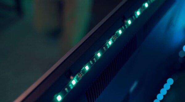 Ledvance-LED RGB Stmívatelný pásek pro TV SYNCH BOX FLEX 4,5m LED/18W/230V Wi-Fi