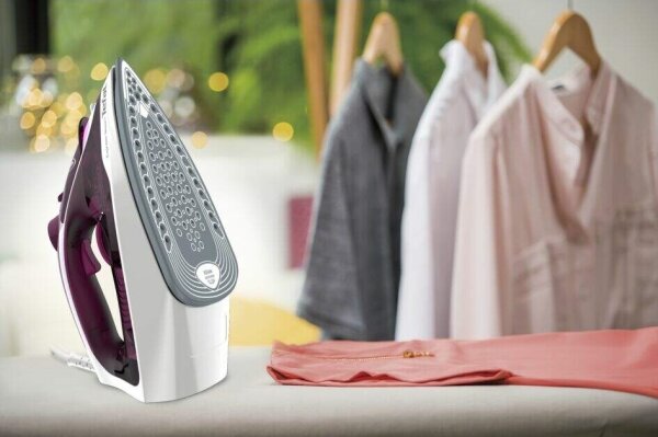 Tefal - Napařovací žehlička EXPRESS STEAM 2400W/230V vínová