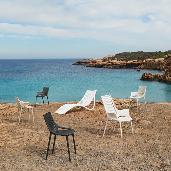 VONDOM Béžová plastová zahradní židle IBIZA