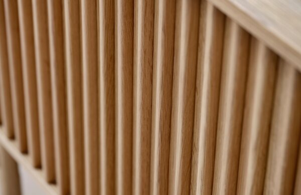 Unique Furniture Dubová komoda Carno 160 x 45 cm