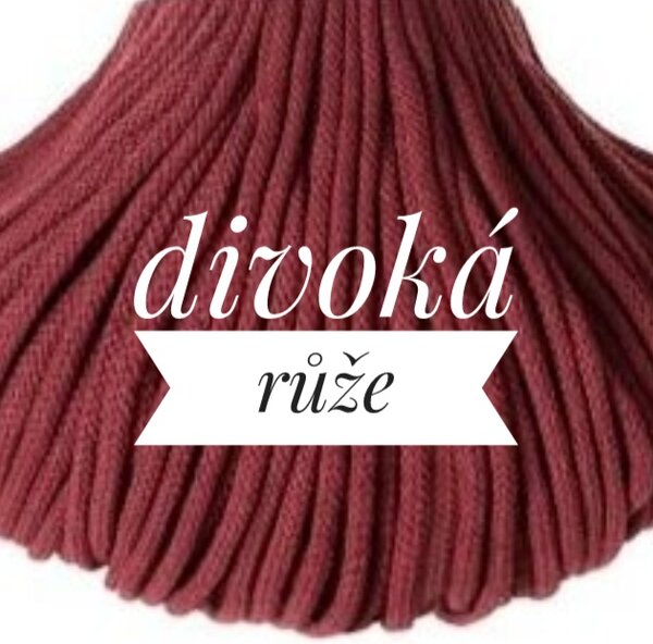 Háčkovaný obal na květináč Barva: Vavřín