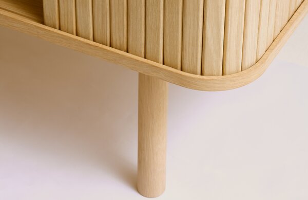 Unique Furniture Dubová komoda Cavo 160 x 45 cm