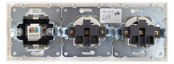 Aigostar - Ethernetová zásuvka a 2x zásuvka SCHUKO s rámečkem bílá