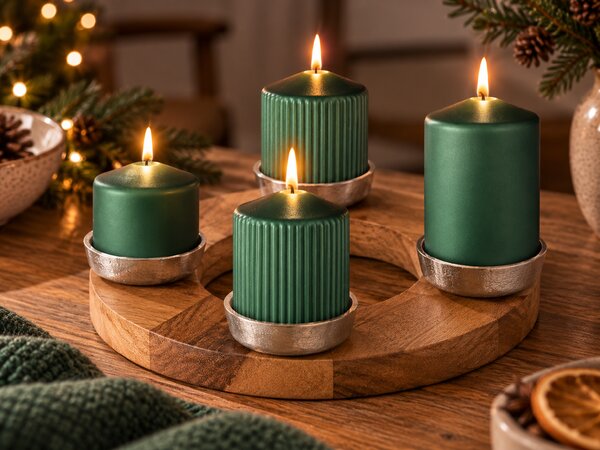EMOCIO Adventní svíčky hladké a rýhované (sada 4 ks), průměr 65 mm | Tmavě zelený (smaragdový) metal mix