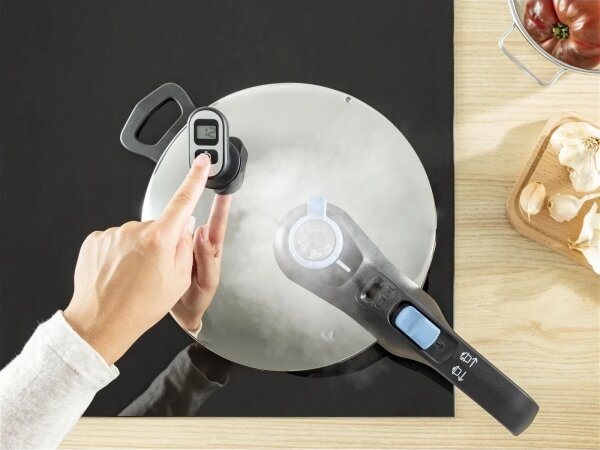Tefal - Tlakový hrnec 4 l SECURE TRENDY nerez