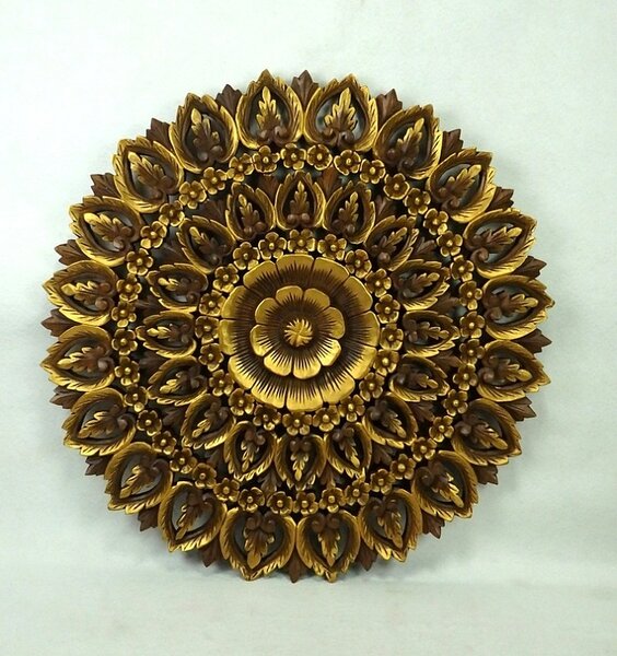 Závěsná dekorace Mandala ELANOR zlatá, teakové dřevo, 90 cm (Masterpiece ruční práce)