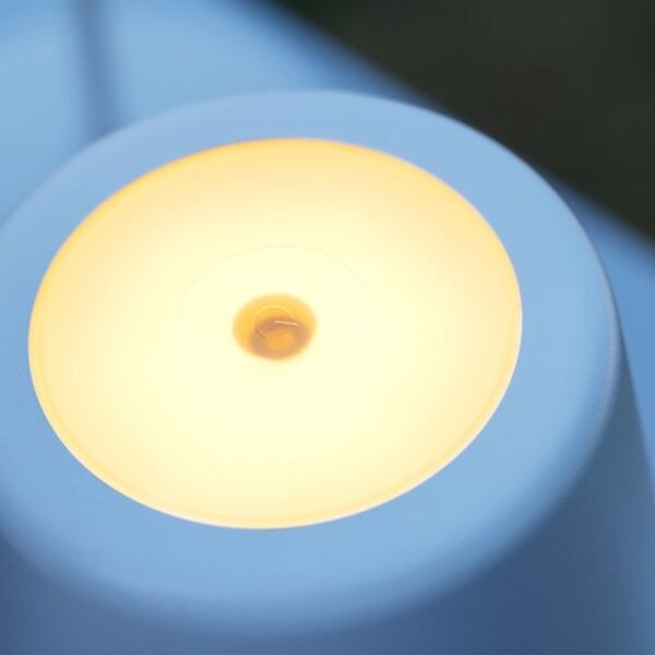 Brilliant G90939/75 Venkovní AKU stolní lampa KAAMI bílá USB-C