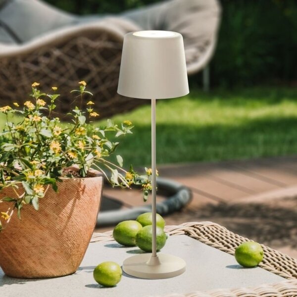 Brilliant G90939/09 Venkovní AKU stolní lampa KAAMI béžová USB-C