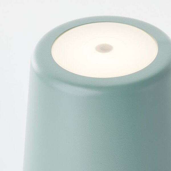 Brilliant G90939/84 Venkovní AKU stolní lampa KAAMI zelená USB-C