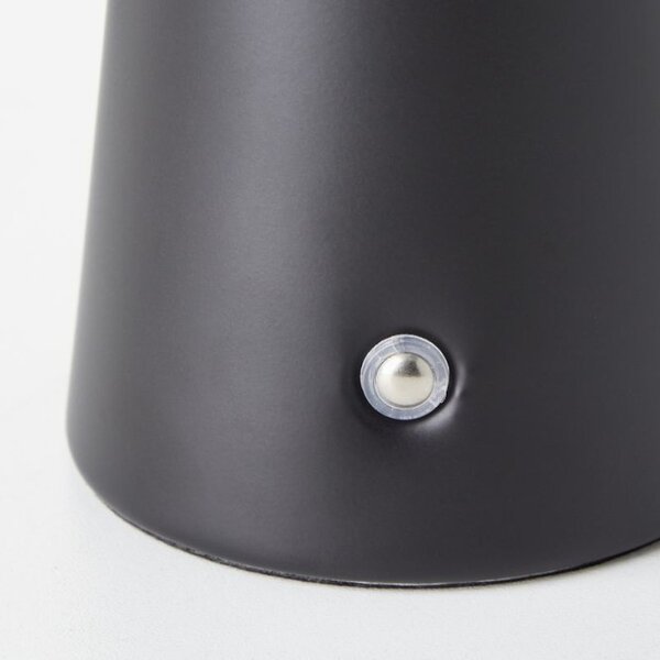 Brilliant G40895/76 Venkovní AKU stolní lampa MUFFIN matná černá USB-C
