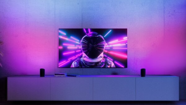 8720169385993 Philips Hue White and color Gradient Play Wall Washer stolové svítidlo 20W/1035lm 2000-6500K+RGB černá 2-set + PSU + plug
