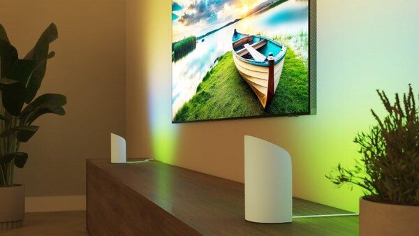 8720169339651 Philips Hue White and color Gradient Play Wall Washer stolové svítidlo 20W/1035lm 2000-6500K+RGB bílá + PSU + plug