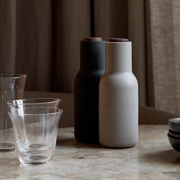 AUDO COPENHAGEN Mlýnky na sůl a pepř Bottle, Hunting Green / Beige, Walnut, 2ks