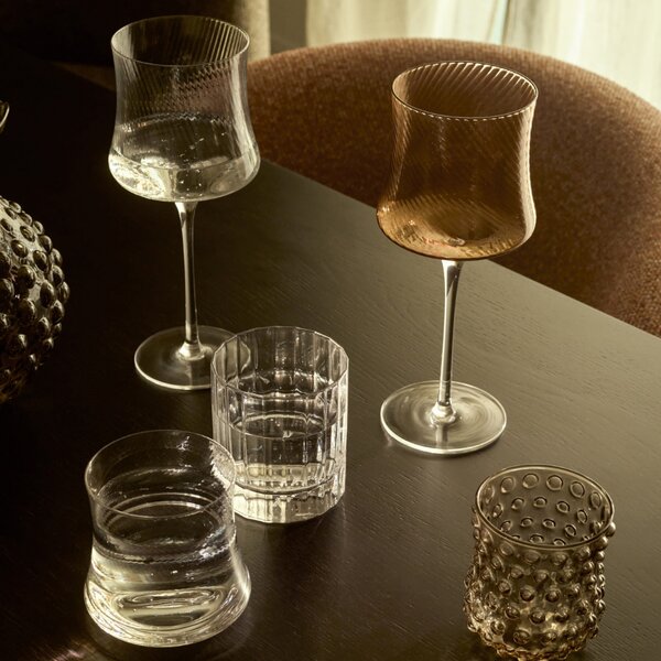 Kave Home Sklenička na víno Alori 460 ml