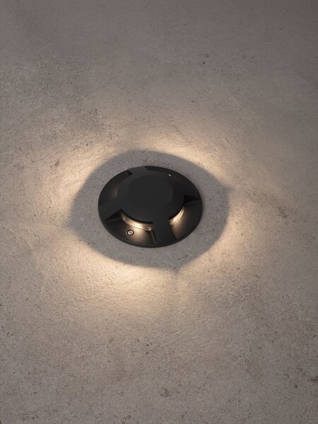 Vonkajšia stojaca lampa Grado čierna 13 W – Černá