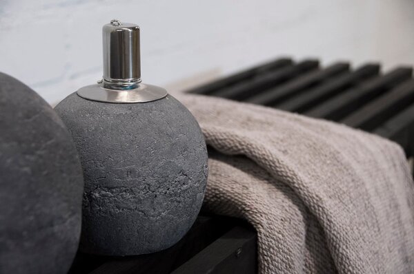 Betonová olejová lampa (výška 16 cm) – Esschert Design