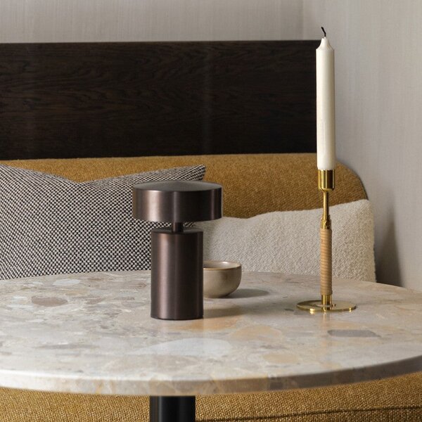 AUDO COPENHAGEN Stolní lampa Column Portable, Bronze
