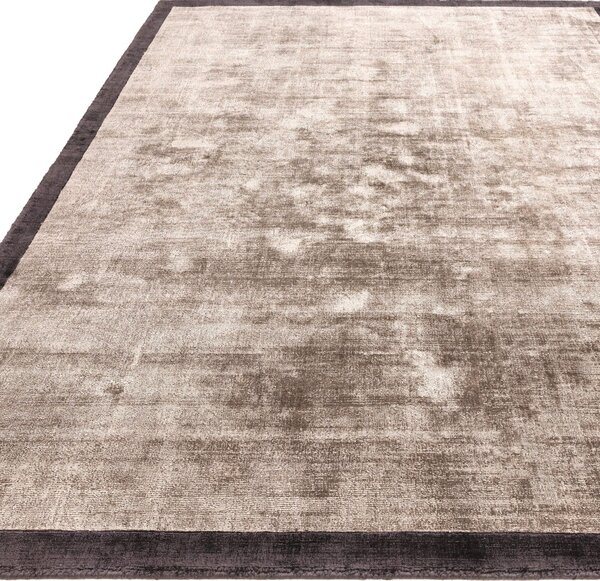 Černý koberec Ife Border Charcoal Silver Rozměry: 120x170 cm