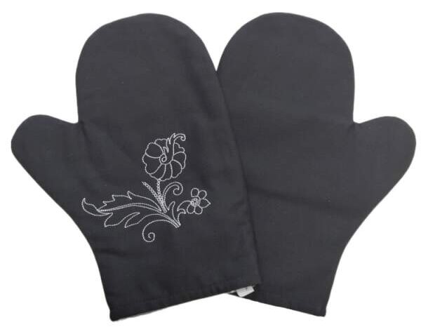 Sada chňapek s výšivkou BREDE 29 cm (Sada kuchyňských chňapek s výšivkou)