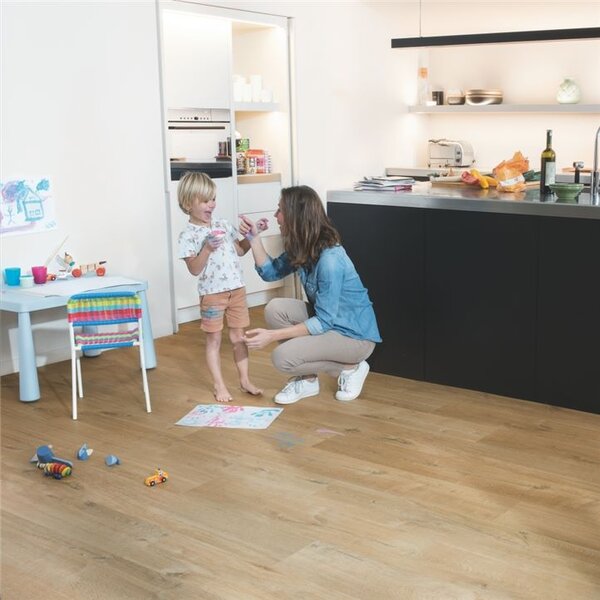 Quick-Step Alpha Vinyl Medium Planks Dub bavlna přírodní AVMP40104 1,873 m2
