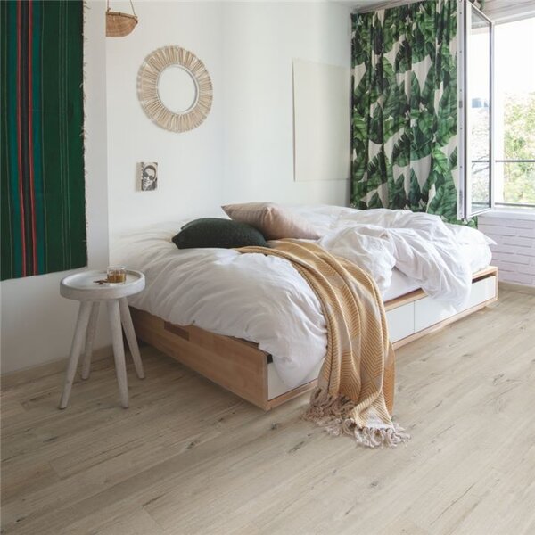Quick-Step Alpha Vinyl Medium Planks Dub bavlna bílý AVMP40200 1,873 m2