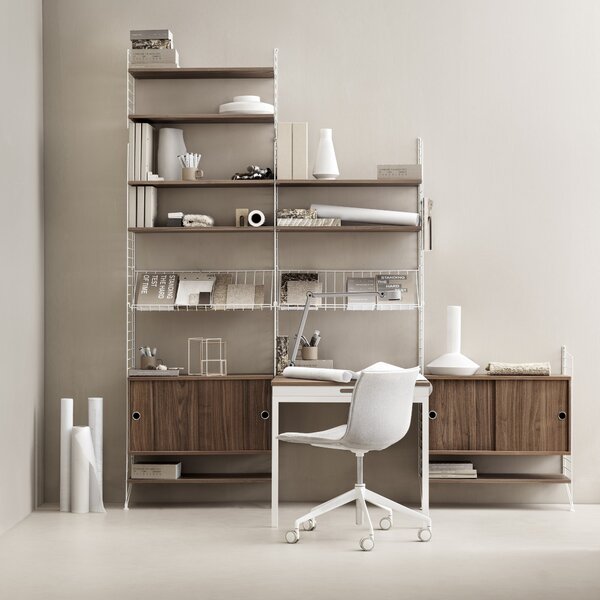STRING Drátěná police na časopisy Wire Shelf 78 x 30, White
