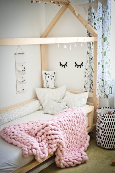 Exkluzivní pletená deka - pudrově růžová 80 x 80 cm