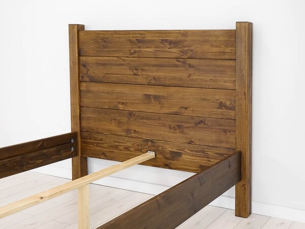 Borovicová postel Rustyk / Dobromir 160 cm