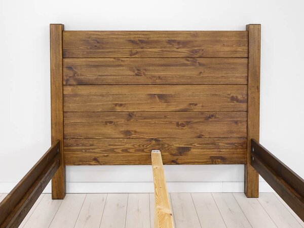 Borovicová postel Rustyk / Dobromir 160 cm