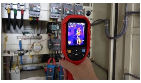 Uni-T UTi260B - Termokamera 5000mAh 320x240px 3,6V IP65