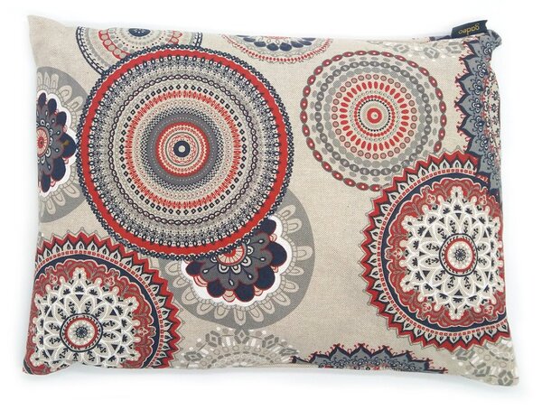 Špaldový polštář Gadeo Červená mandala, hřejivý/chladivý, motiv mandaly, 38 x 28 cm
