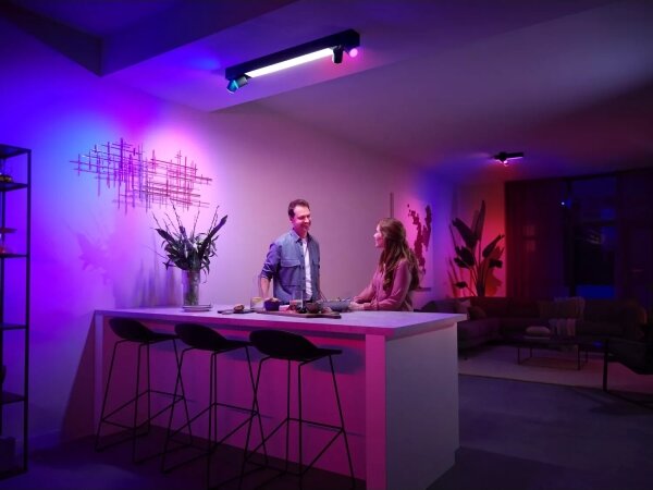 Philips-LED RGBW Stmívatelné bodové svítidlo Hue CENTRIS 4xGU10/4,2W + LED/11W