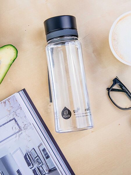 Plastová BPA free lahev z tritanu EQUA Plain Black 600 ml