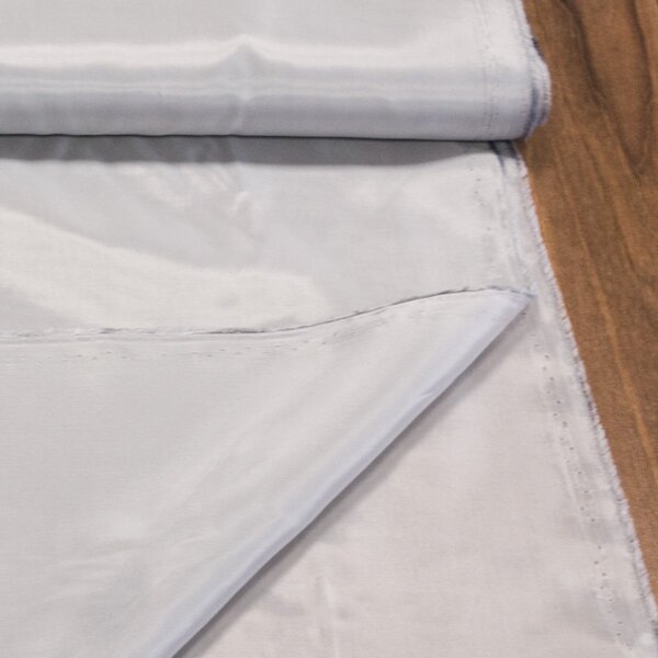 Podšívka polyesterová světle šedá, š.150cm (látka v metráži)
