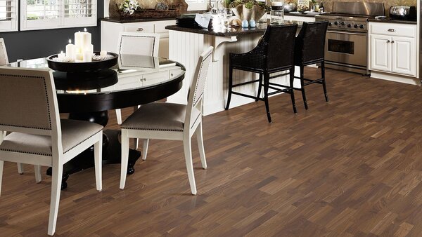 KAHRS American naturals Ořech americký Montreal 153N15VA50KW240 - 2.91 m2
