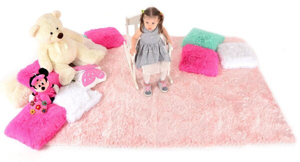 Plyšový dětský koberec RŮŽOVÝ