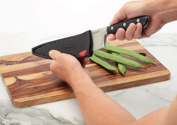 Sada nožů MasterClass EdgeKeeper 4 ks, kuchařský 20 cm, santoku 12 cm, univerzální 11,5 cm a loupací 9 cm se samoostřicími pouzdry MCEKTRSET4PC